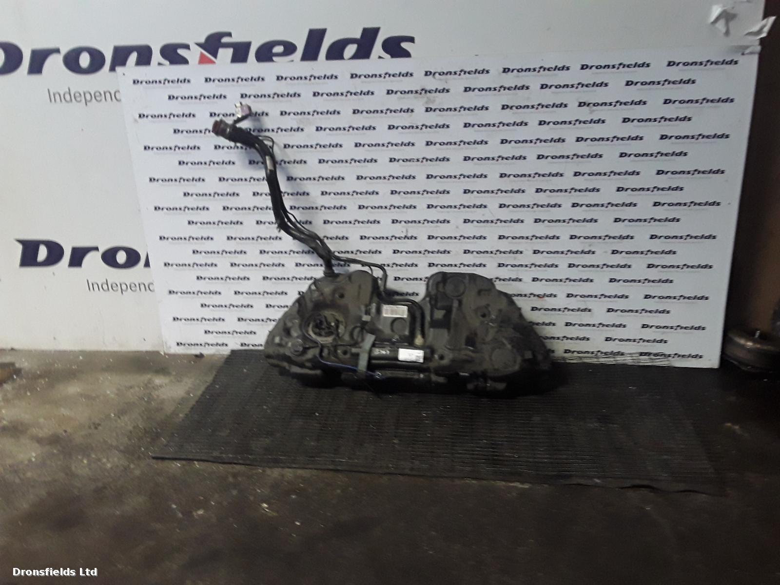 View Auto part Fuel Tank Mercedes C Class 2015