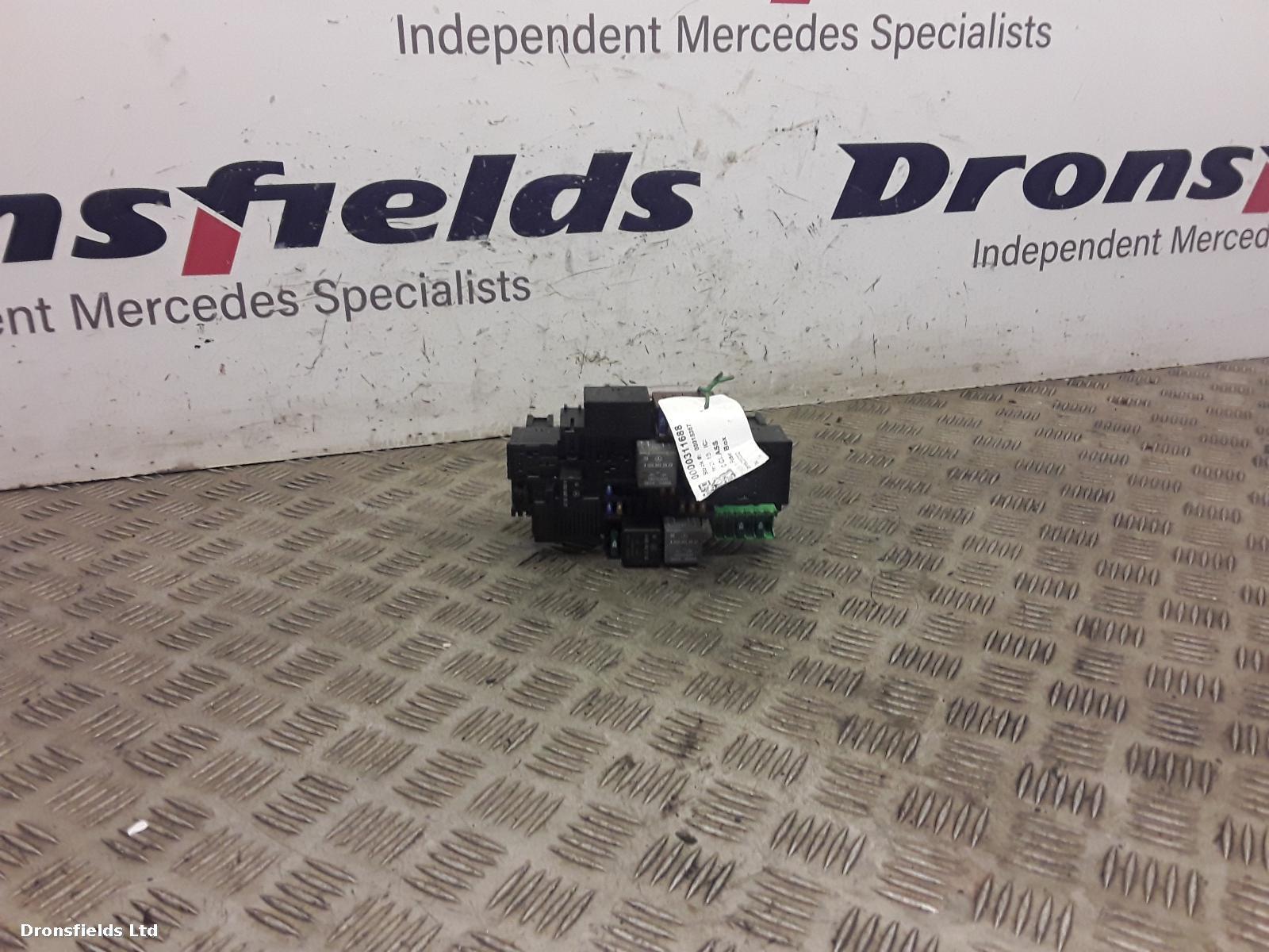 View Auto part Fuse Box Mercedes C Class 2015
