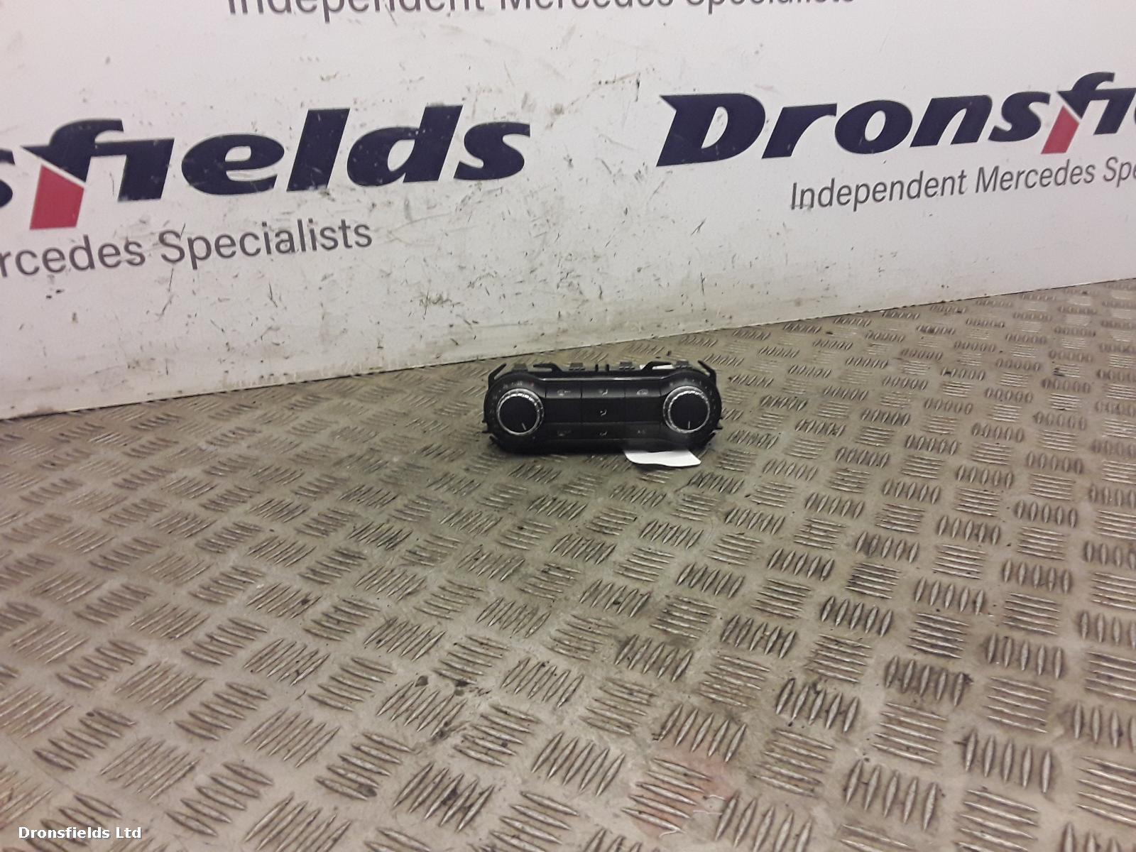View Auto part Heater/AC Controller Mercedes A Class 2013
