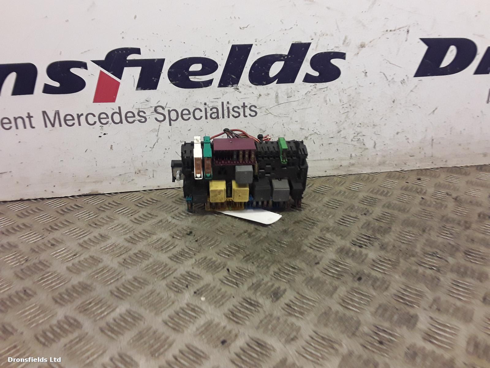 View Auto part Fuse Box Mercedes Cla 2015
