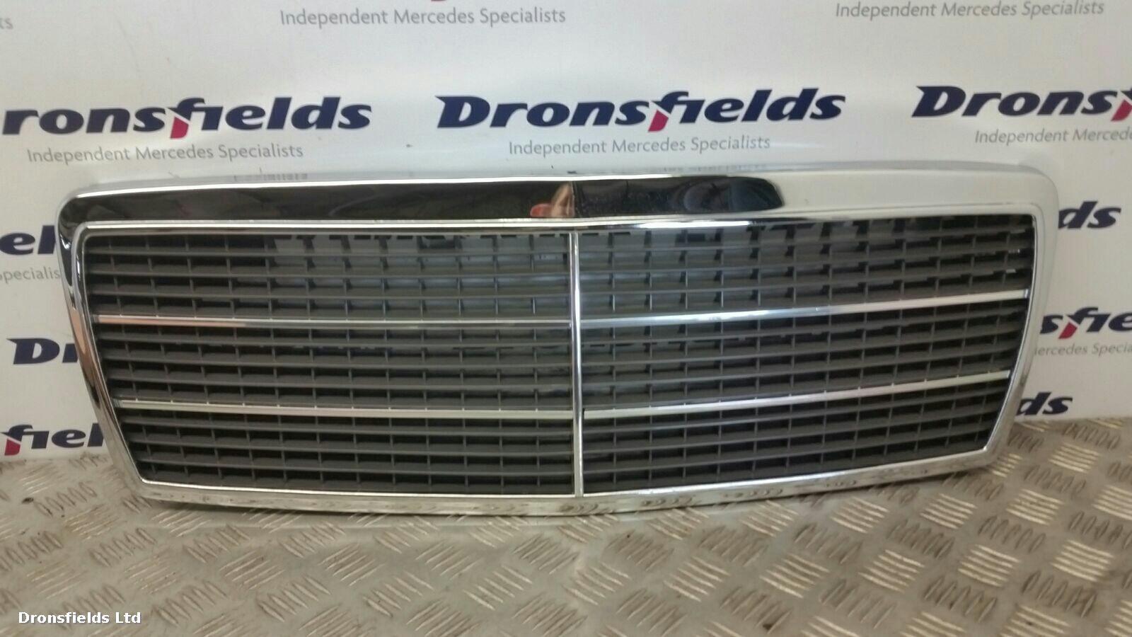 View Auto part Grille Mercedes C Class 1900
