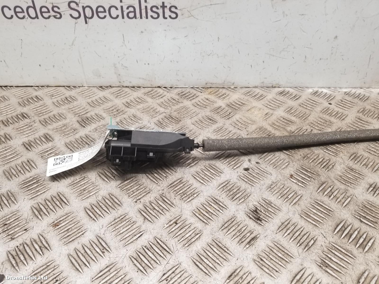 View Auto part Bootlid/Tailgate Lock Mercedes E Class 2011