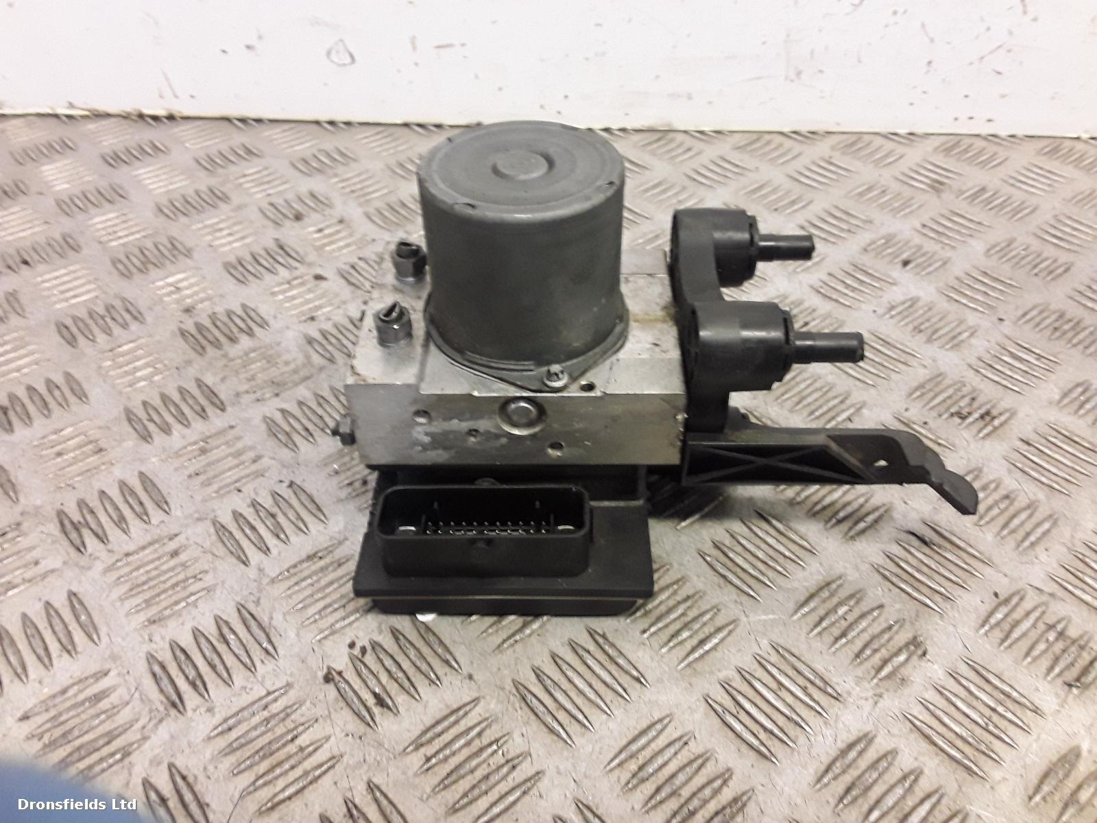 View Auto part R Air Bag Mercedes E Class 2011