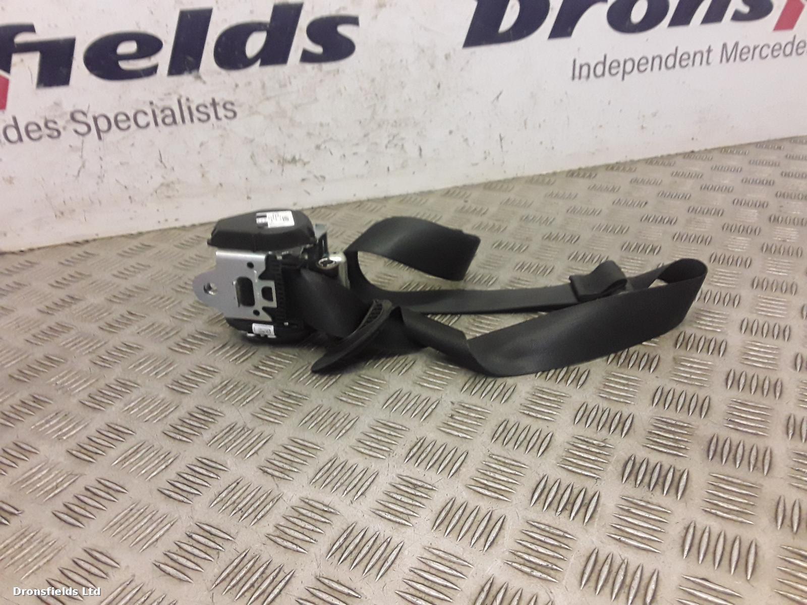 View Auto part Seat Belt Mercedes Sprinter 2018
