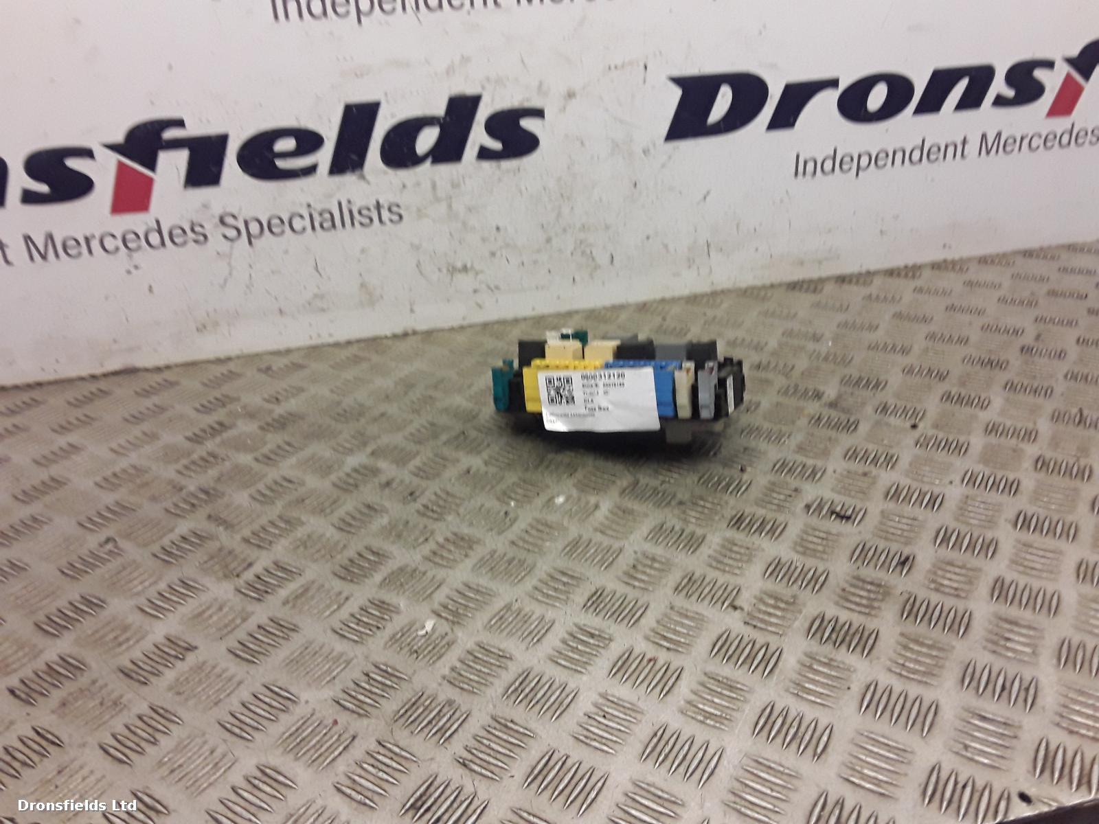 View Auto part Fuse Box Mercedes Cla 2014