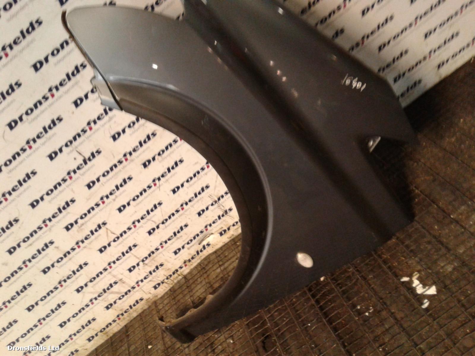 View Auto part L Wing Mercedes Vito 2011