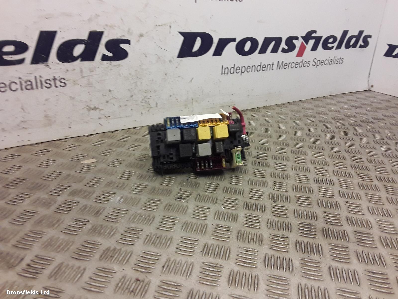 View Auto part Fuse Box Mercedes M Class 2013