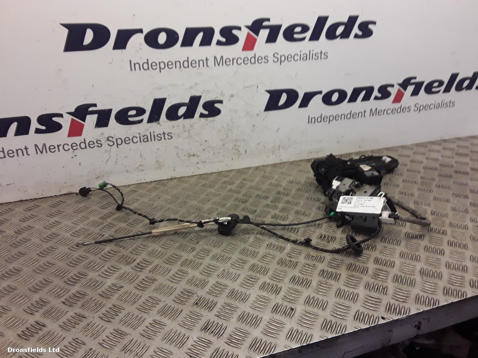 View Auto part Door Lock Assembly Mercedes E Class 2015