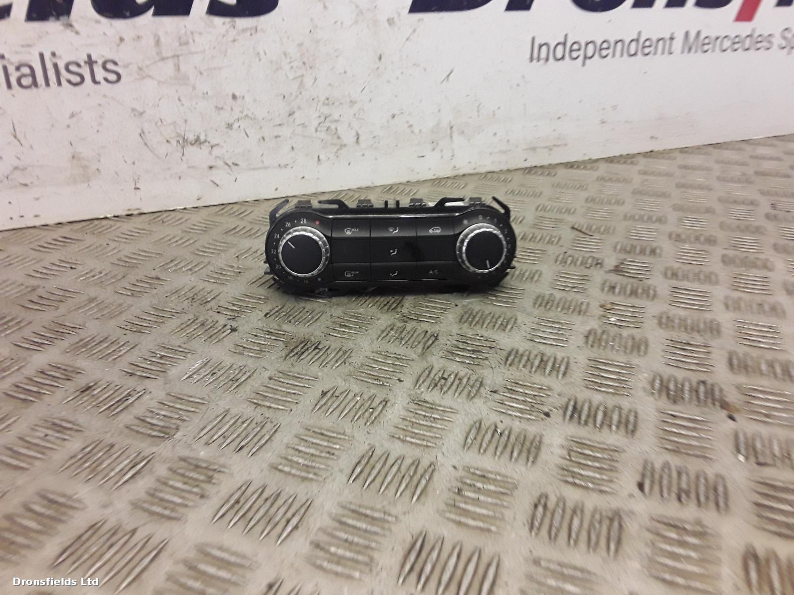 View Auto part Heater/AC Controller Mercedes A Class 2015