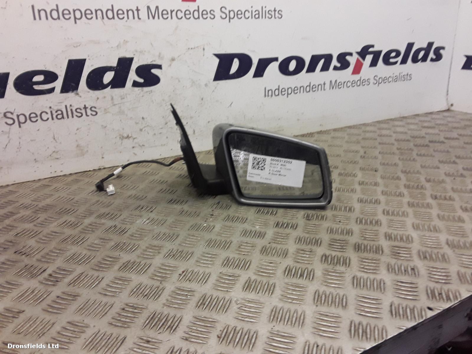 View Auto part R Door Mirror Mercedes E Class 2014