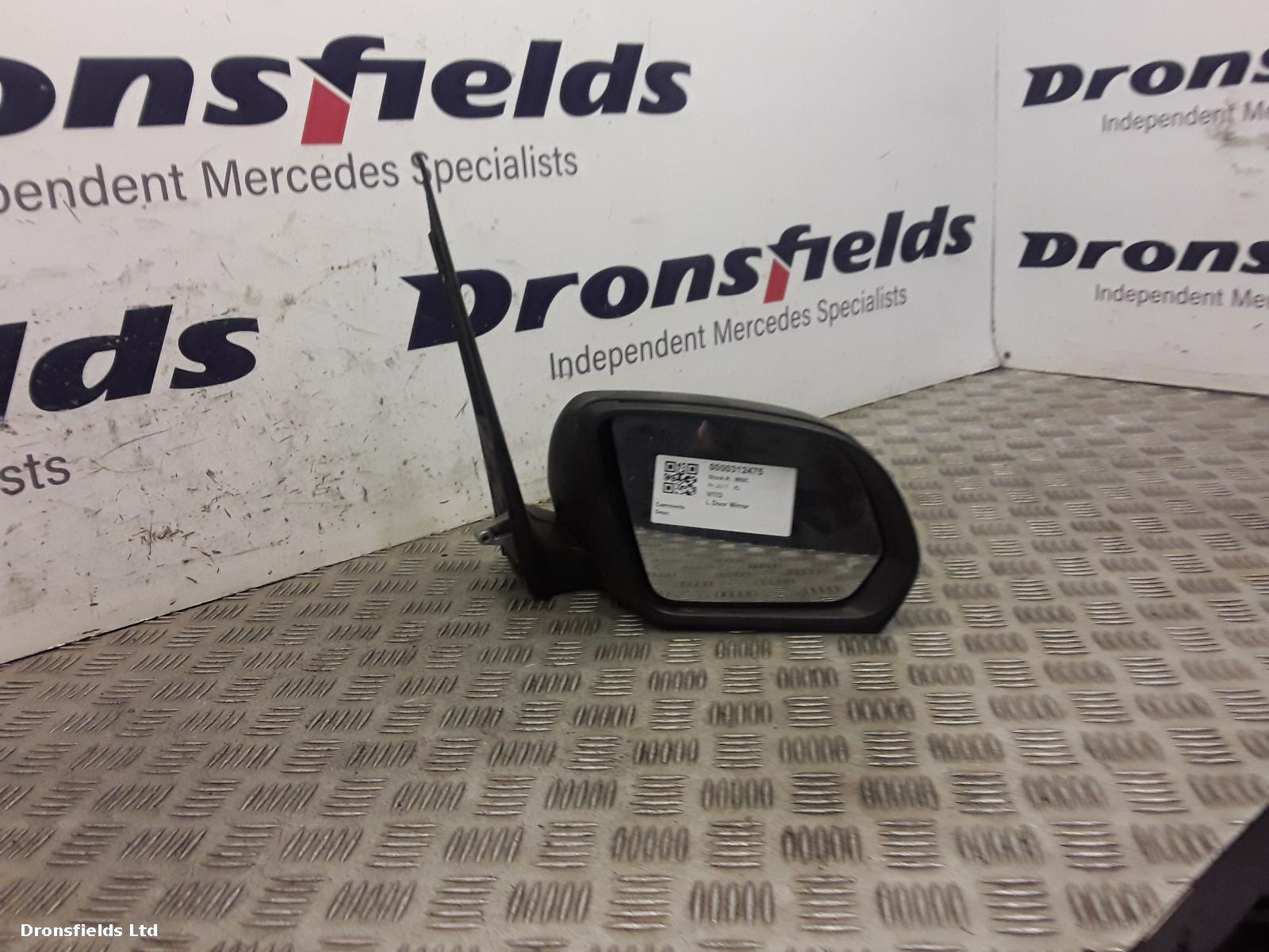 View Auto part R Door Mirror Mercedes Vito 2017