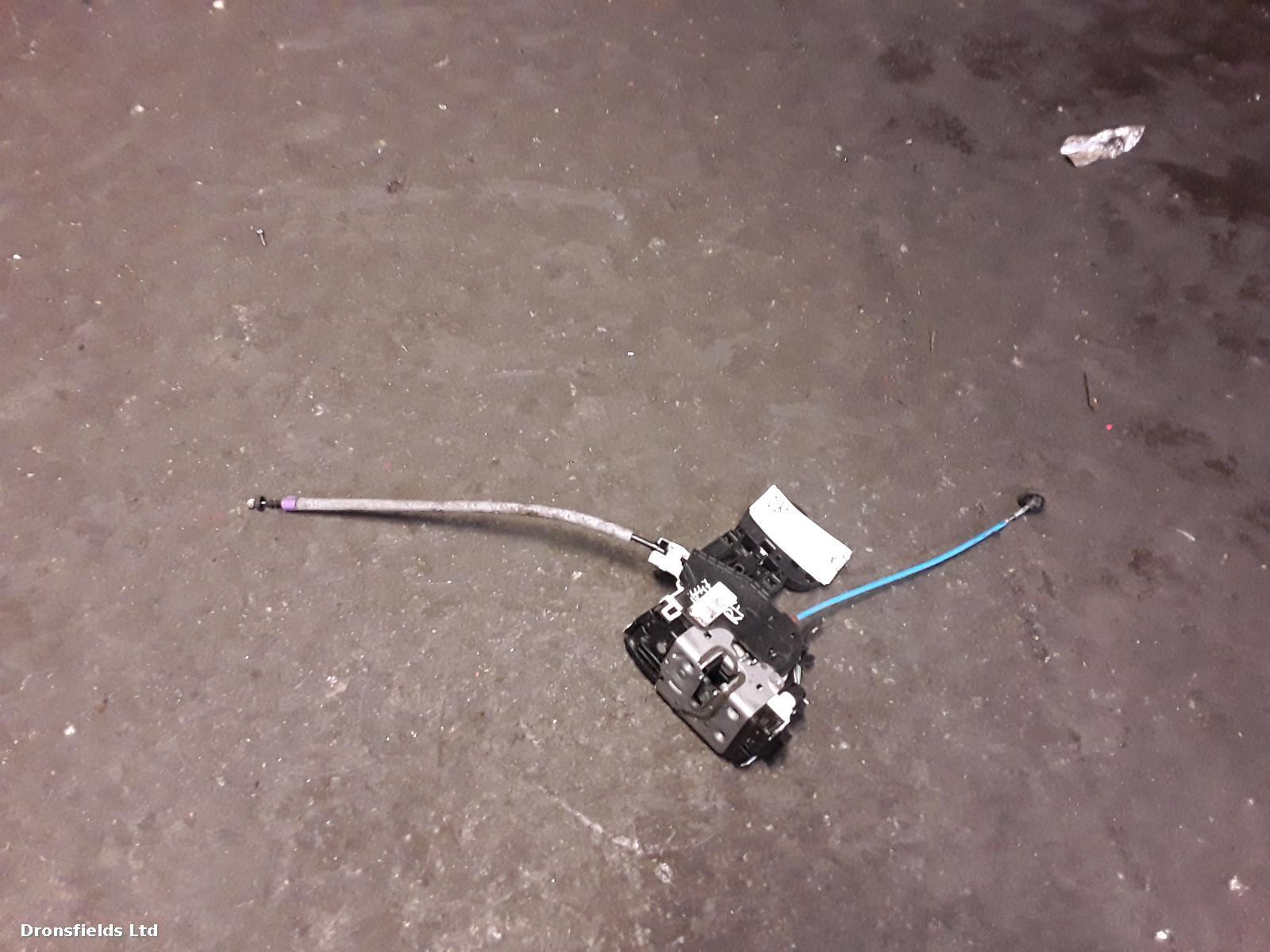 View Auto part Door Lock Assembly Mercedes Gla Class 2018