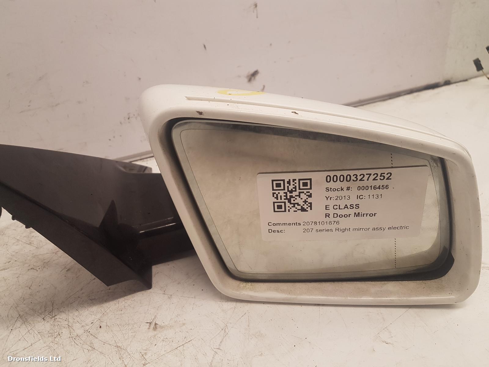 View Auto part R Door Mirror Mercedes E Class 2013