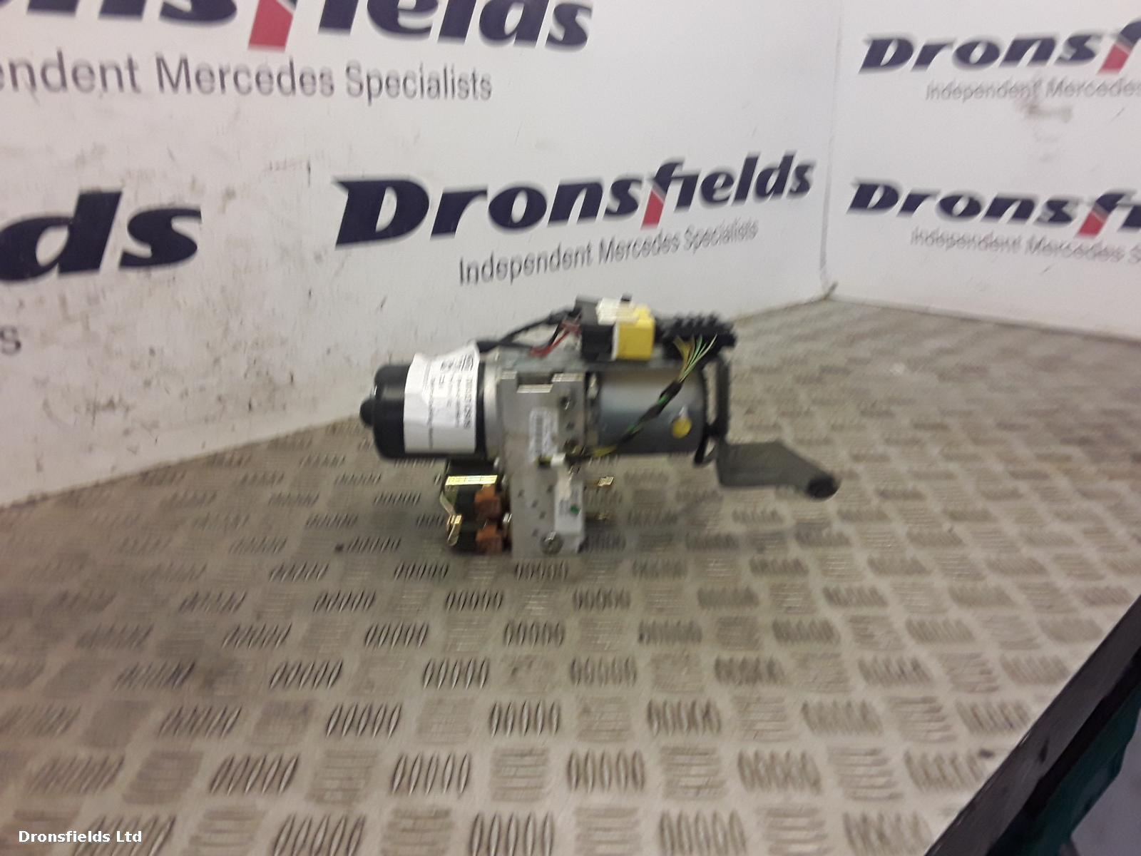 View Auto part Central Locking Vacuum Pump Mercedes Clk 2006