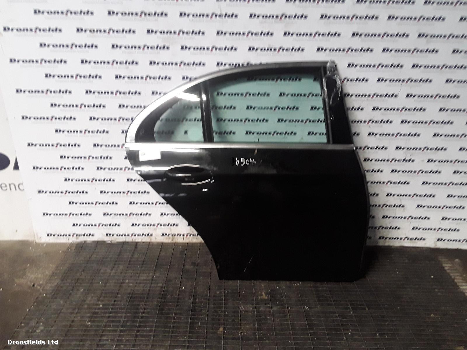 View Auto part R Rear Door Mercedes E Class 2016