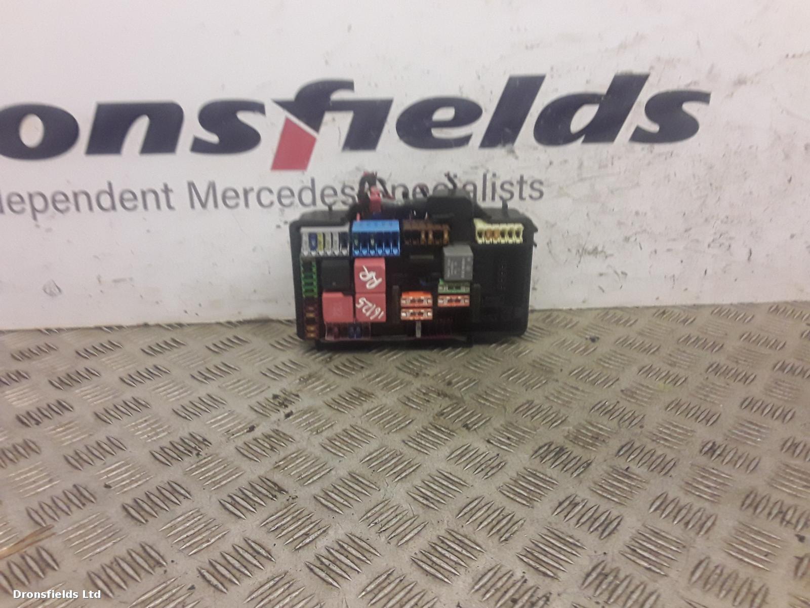View Auto part Fuse Box Mercedes C Class 2016