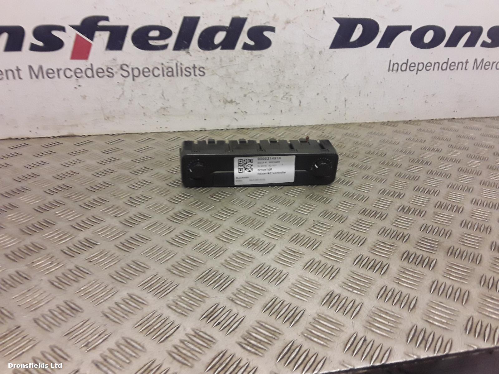 View Auto part Heater/AC Controller Mercedes Sprinter 2018