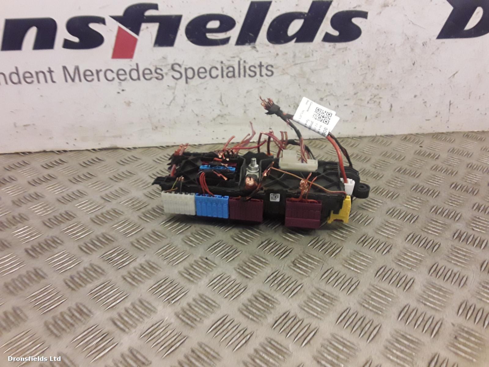 View Auto part Fuse Box Mercedes Sprinter 2018