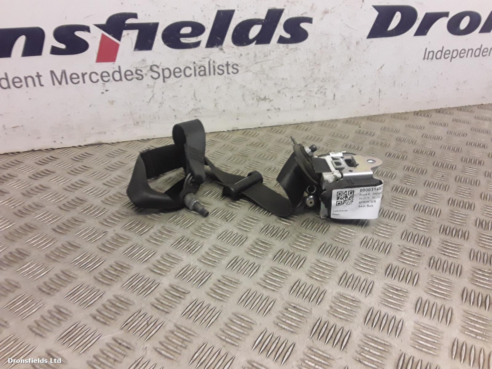 View Auto part Seat Belt Mercedes Sprinter 2018