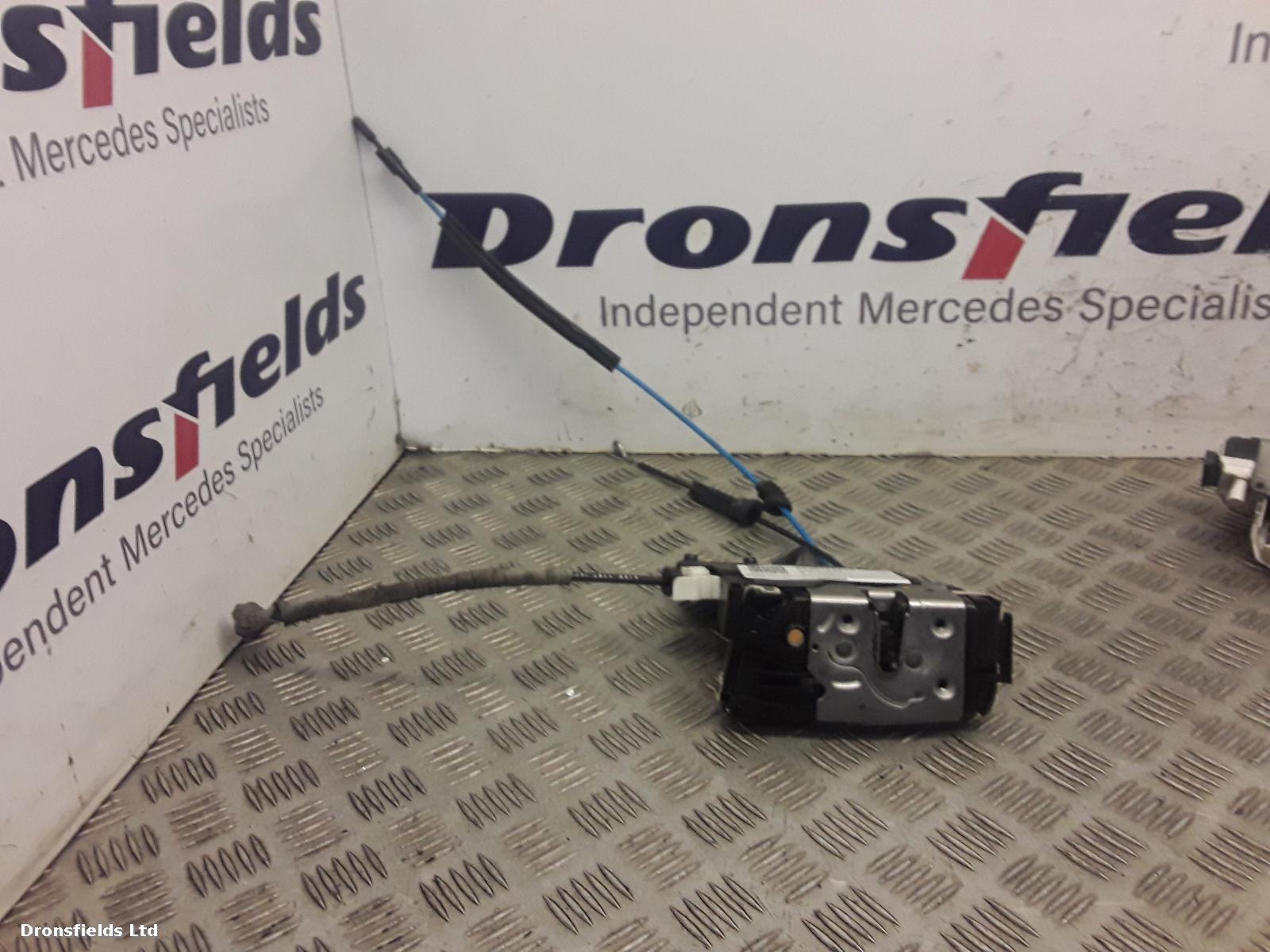 View Auto part Door Lock Assembly Mercedes E Class 2010