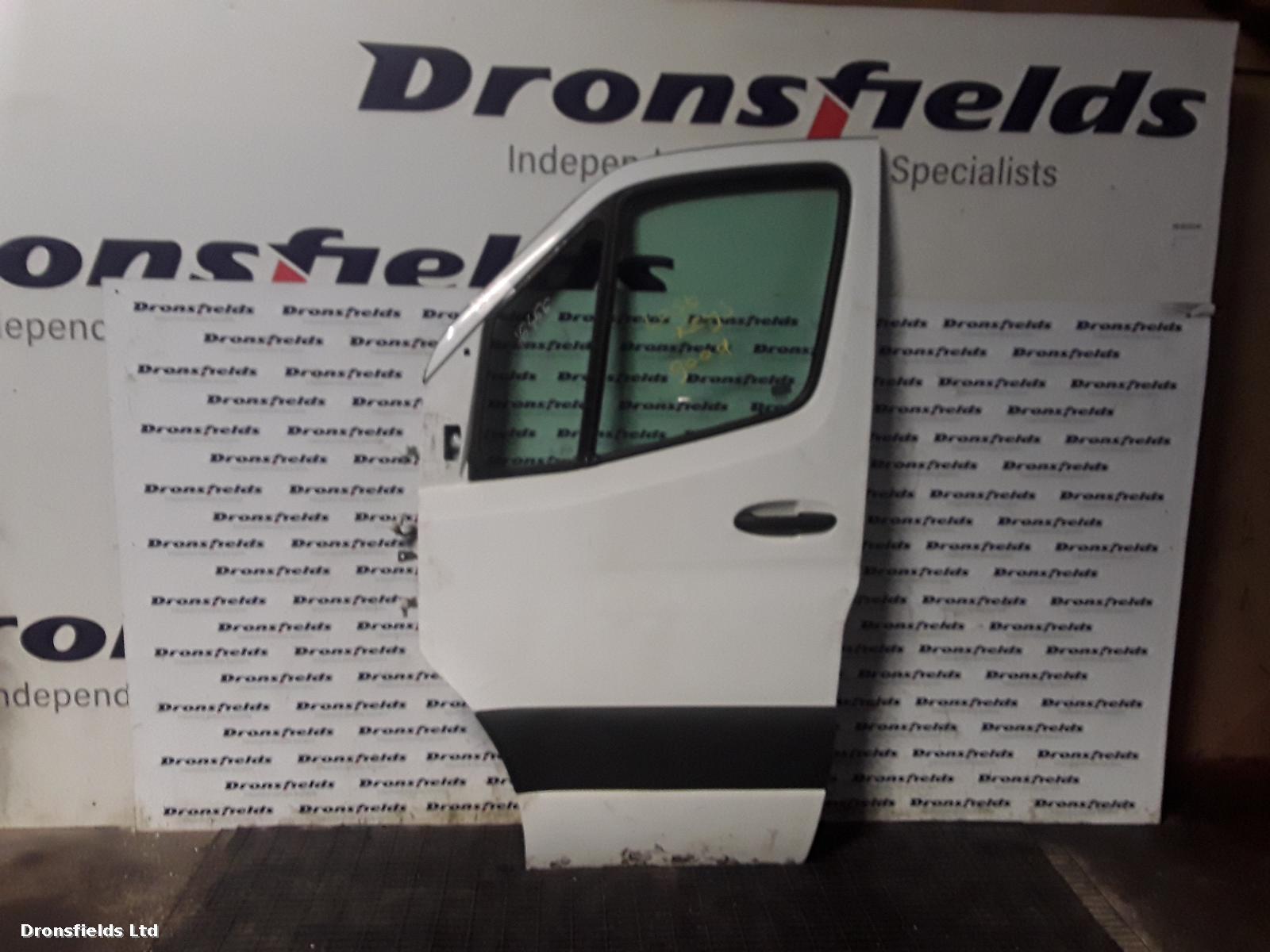View Auto part L Front Door Mercedes Sprinter 2018