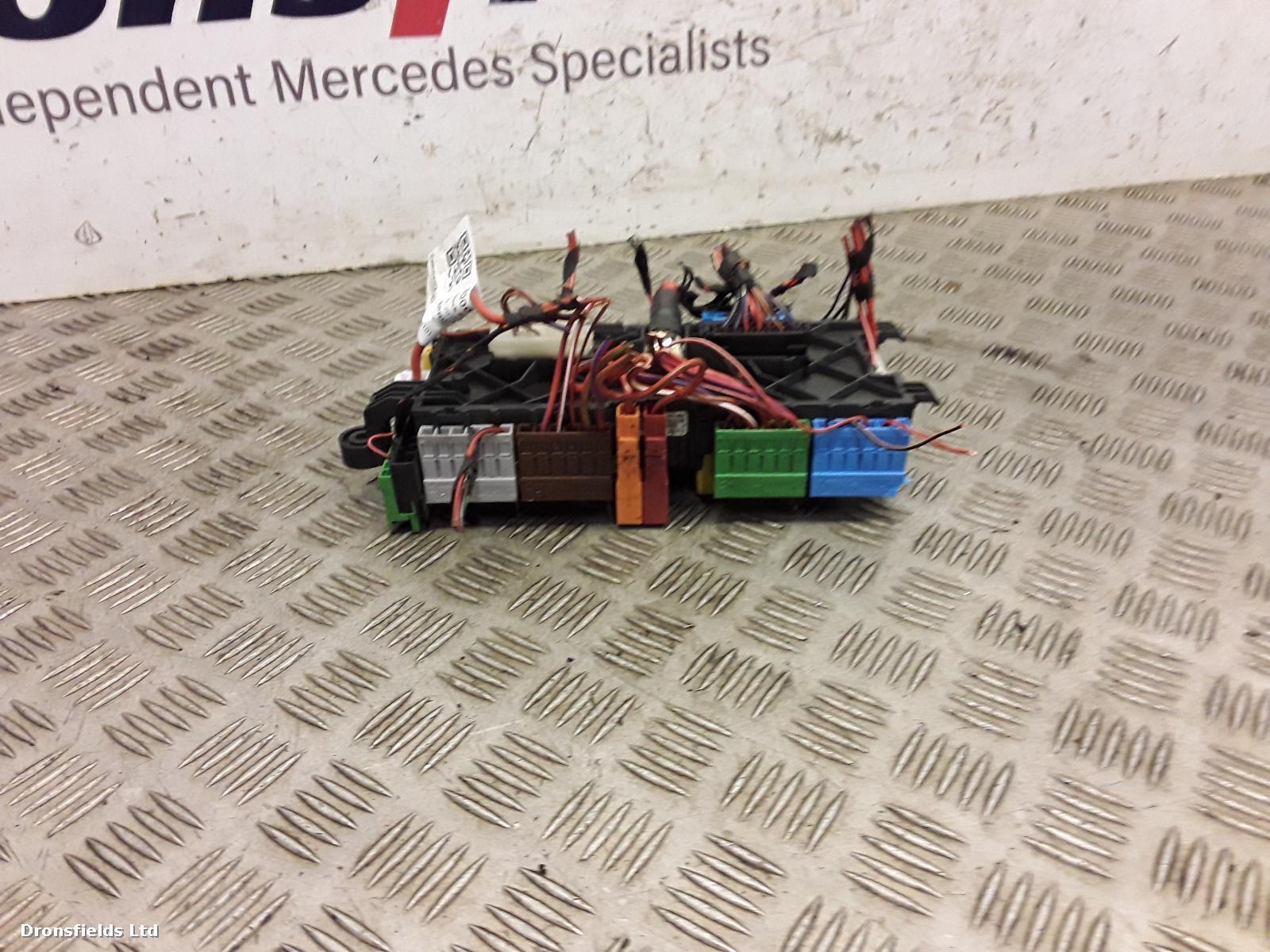 View Auto part Fuse Box Mercedes Sprinter 2018