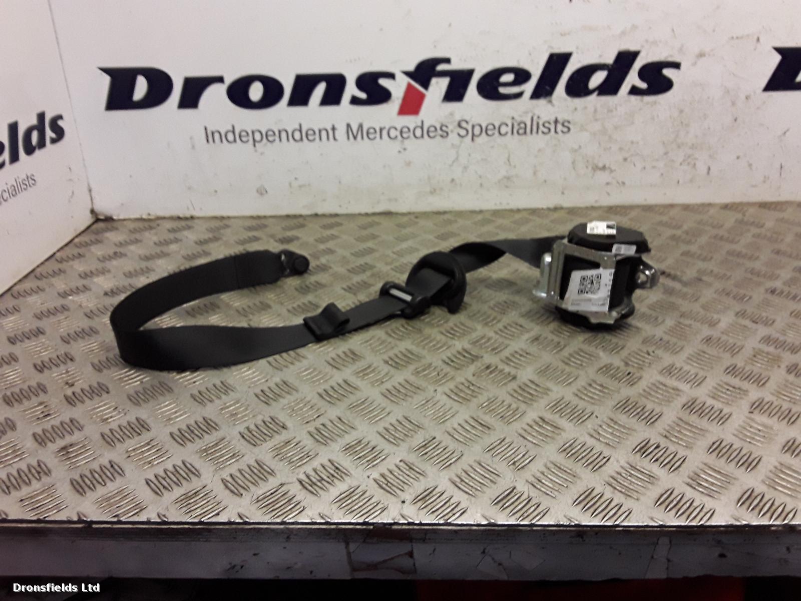 View Auto part Seat Belt Mercedes Sprinter 2018