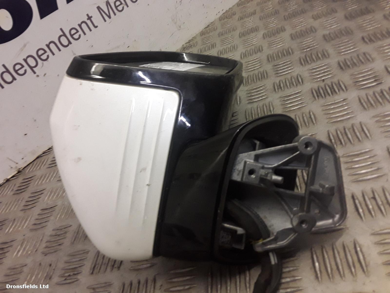 View Auto part R Door Mirror Mercedes Cls Class 2018