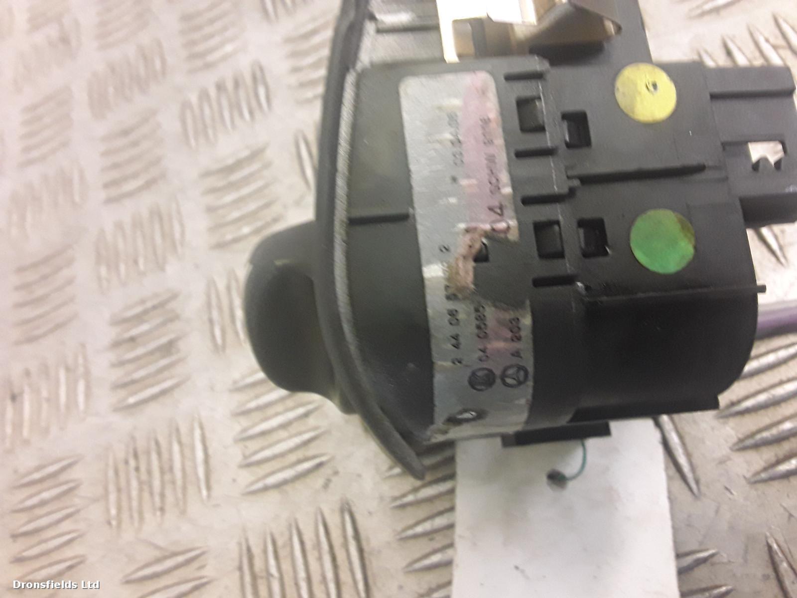View Auto part Headlight Switch Mercedes C Class 2006