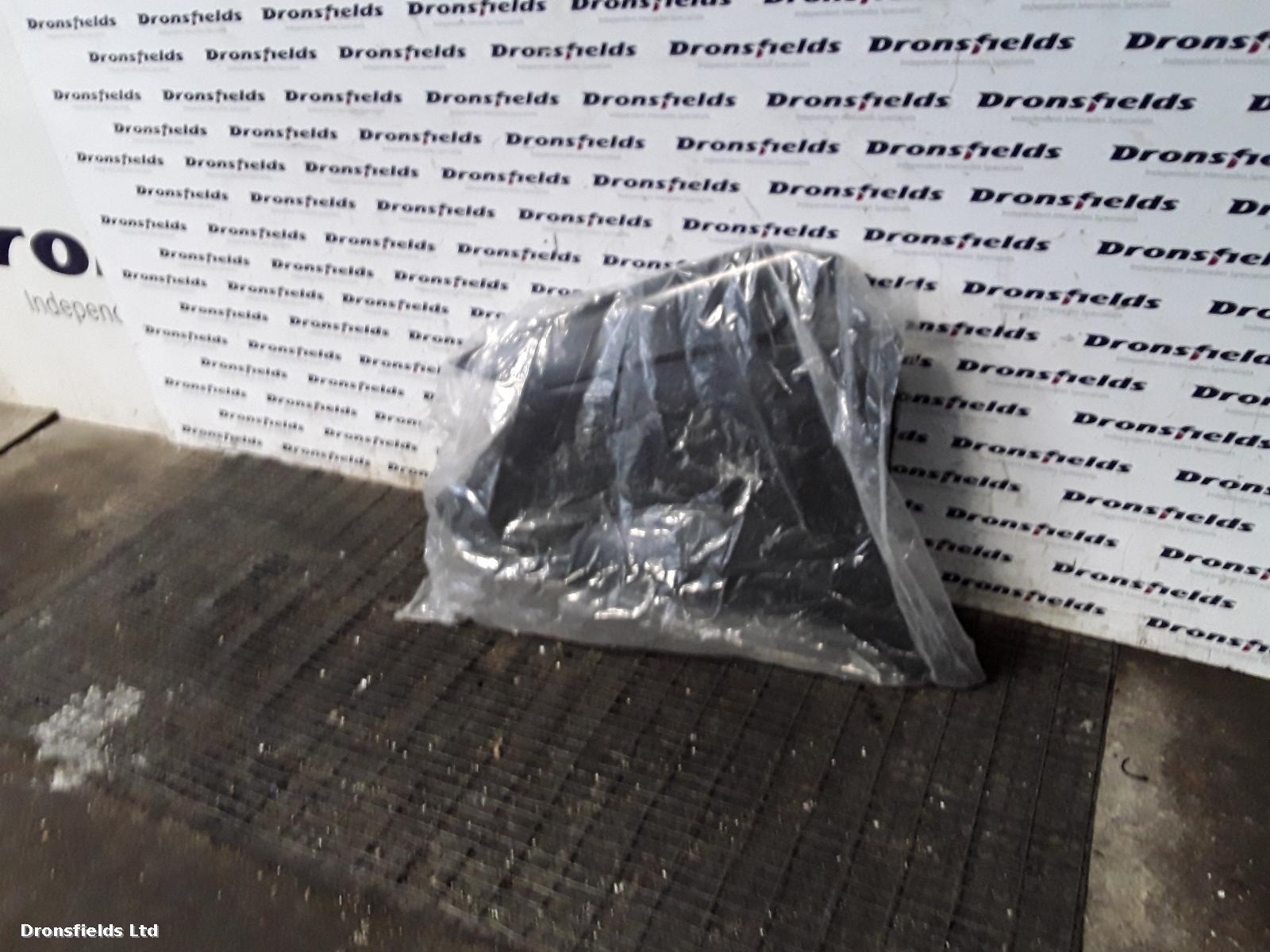 View Auto part L Wing Mercedes Sprinter 2016