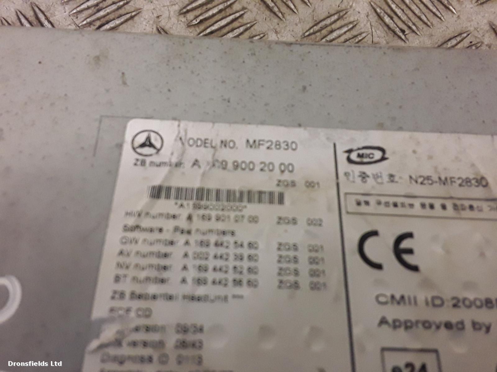 View Auto part A/V Equipment Mercedes Vito 2013