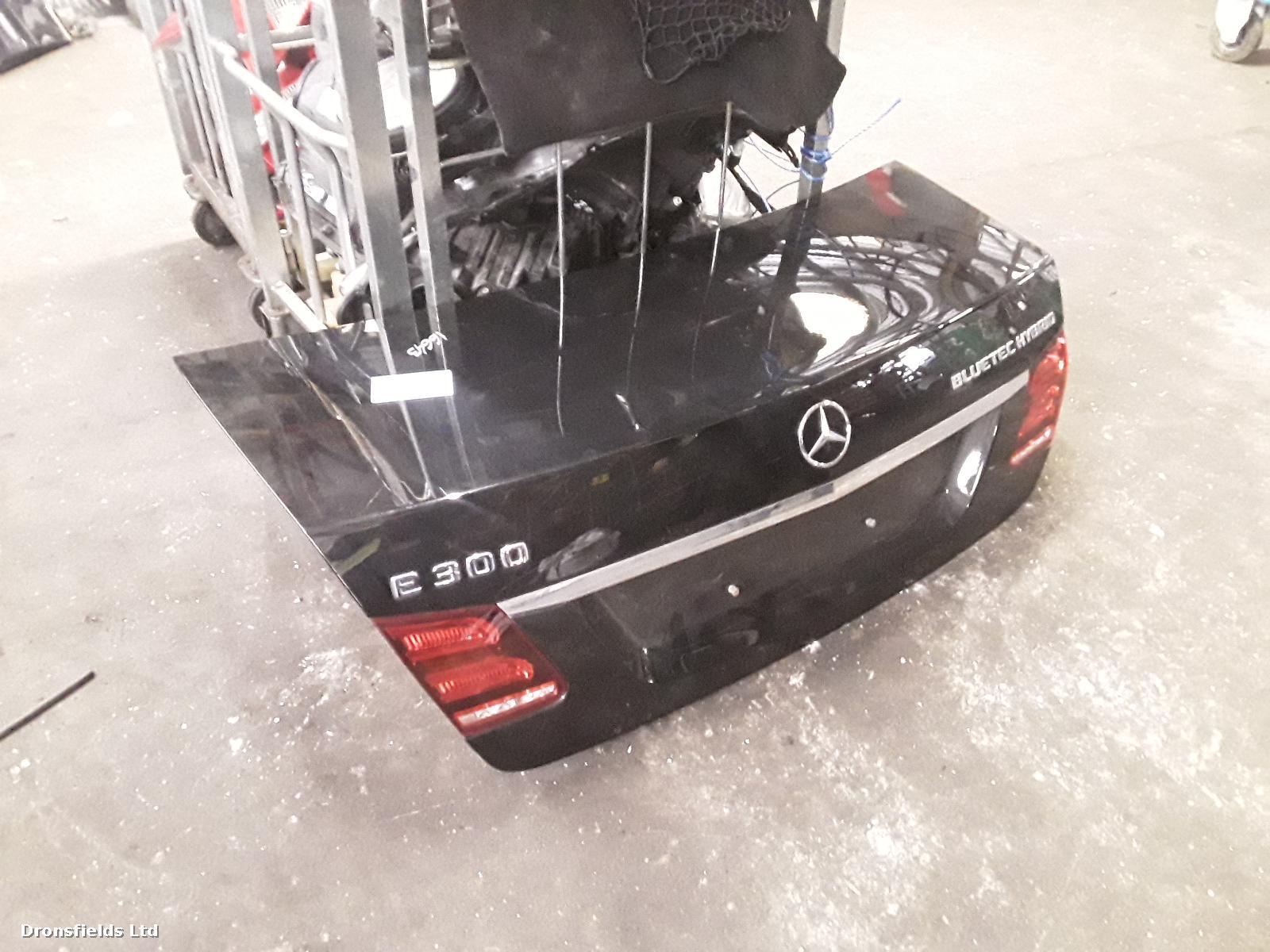 View Auto part Bootlid/Tailgate Mercedes E Class 2014