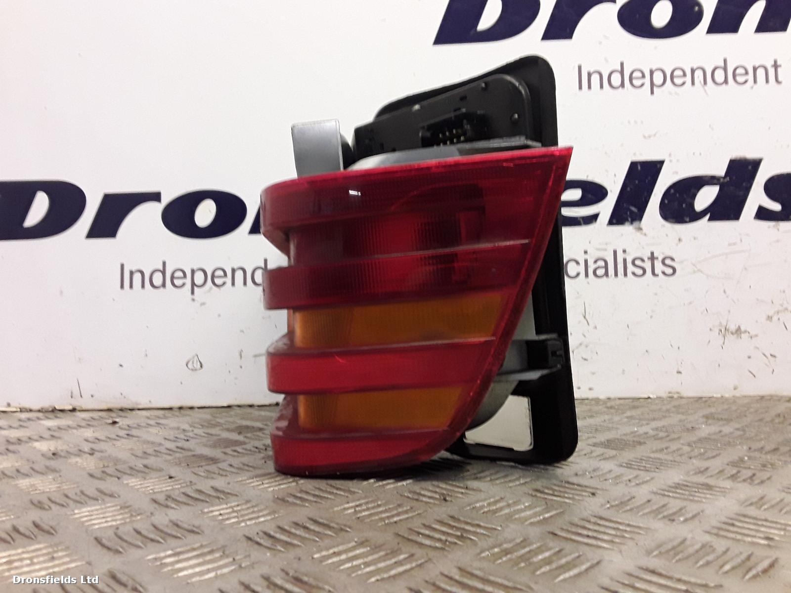View Auto part R Taillight Mercedes S Class 1994