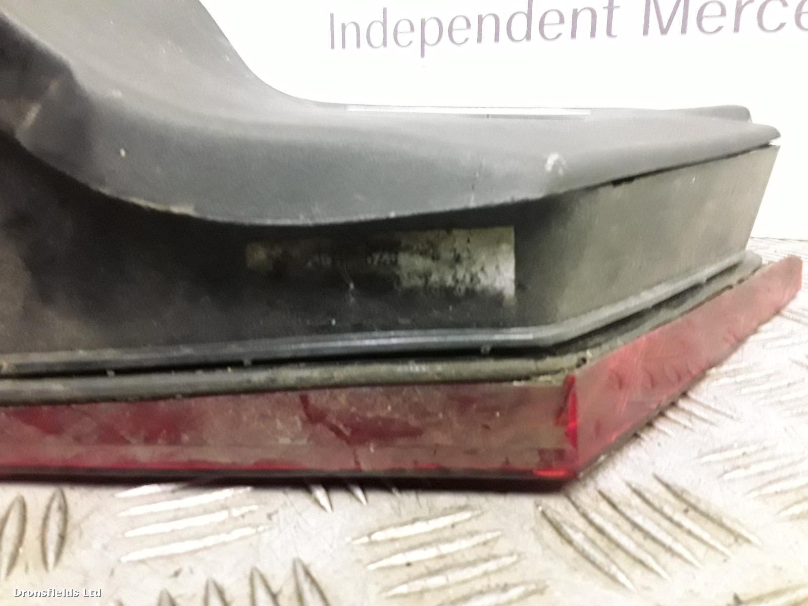 View Auto part R Taillight Mercedes S Class 1994