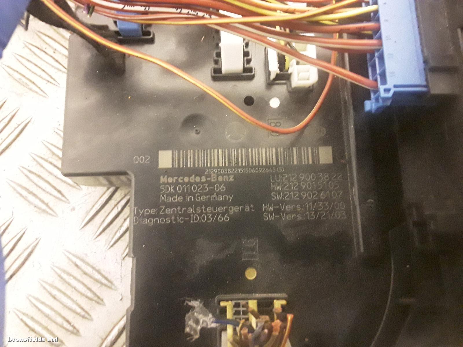 View Auto part Fuse Box Mercedes E Class 2015