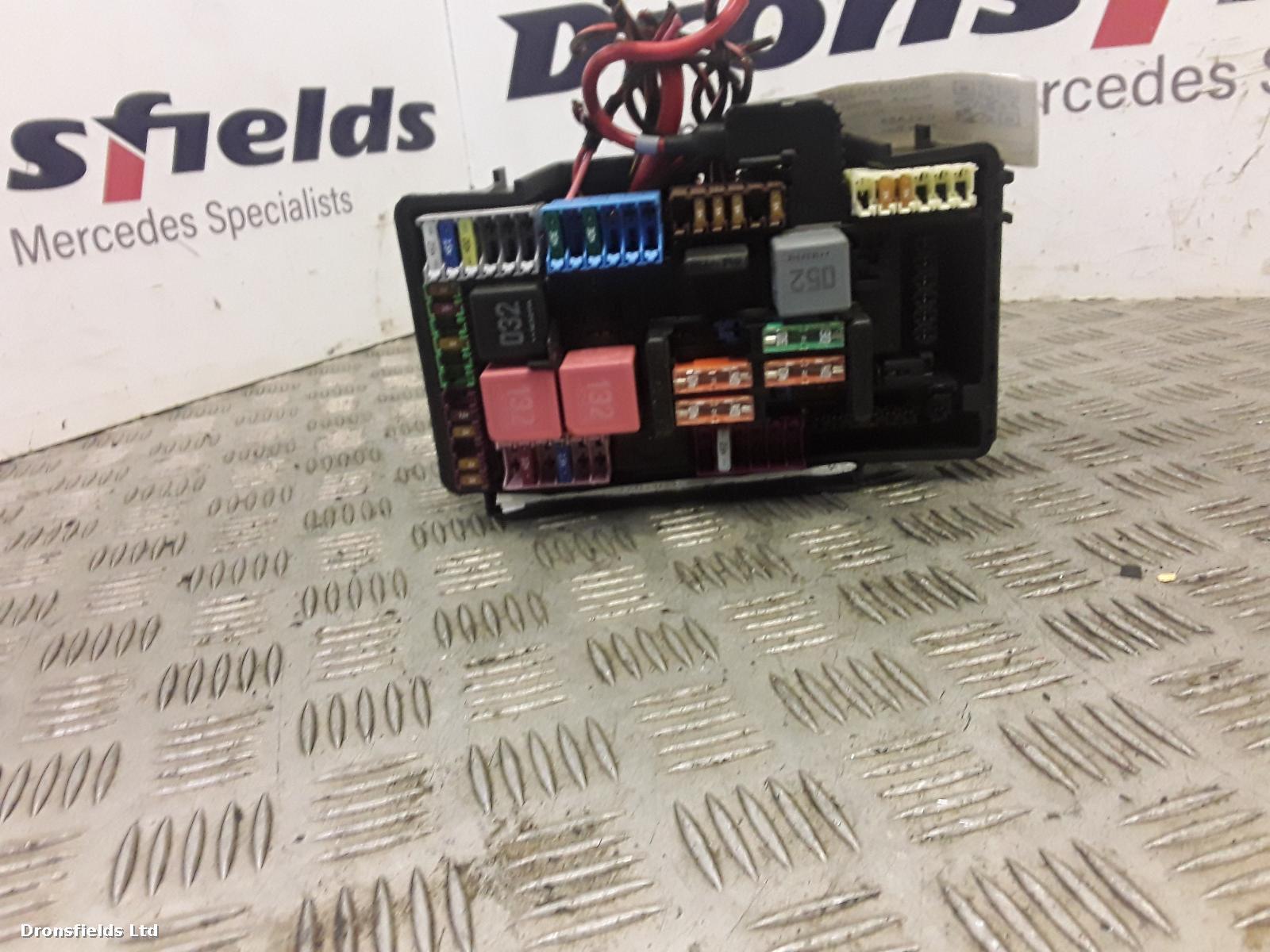 View Auto part Fuse Box Mercedes C Class 2017