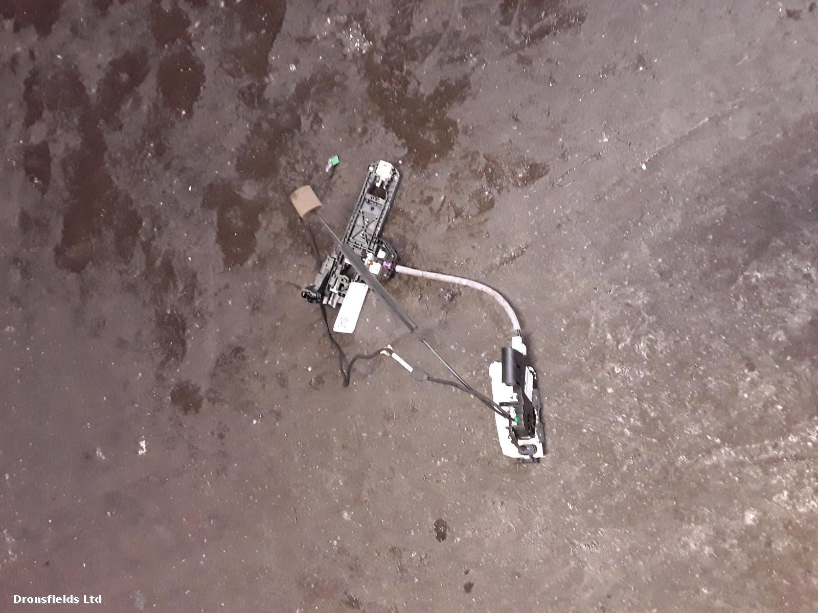View Auto part Door Lock Assembly Mercedes Slk 2011