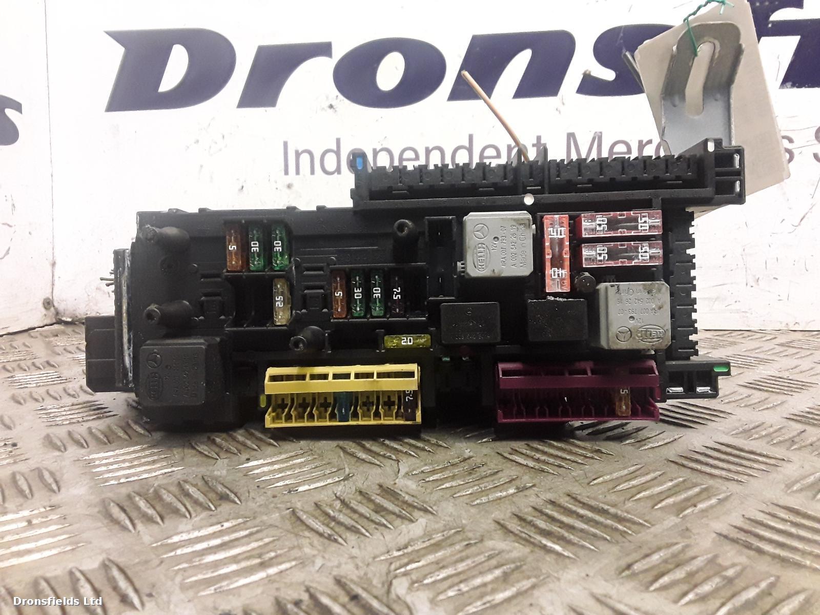 View Auto part Fuse Box Mercedes Gla Class 2017