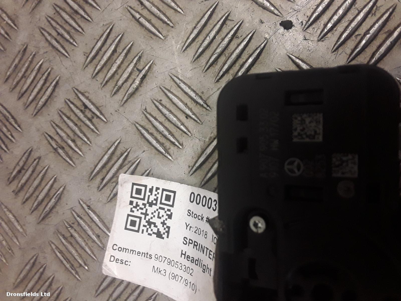 View Auto part Headlight Switch Mercedes Sprinter 2018
