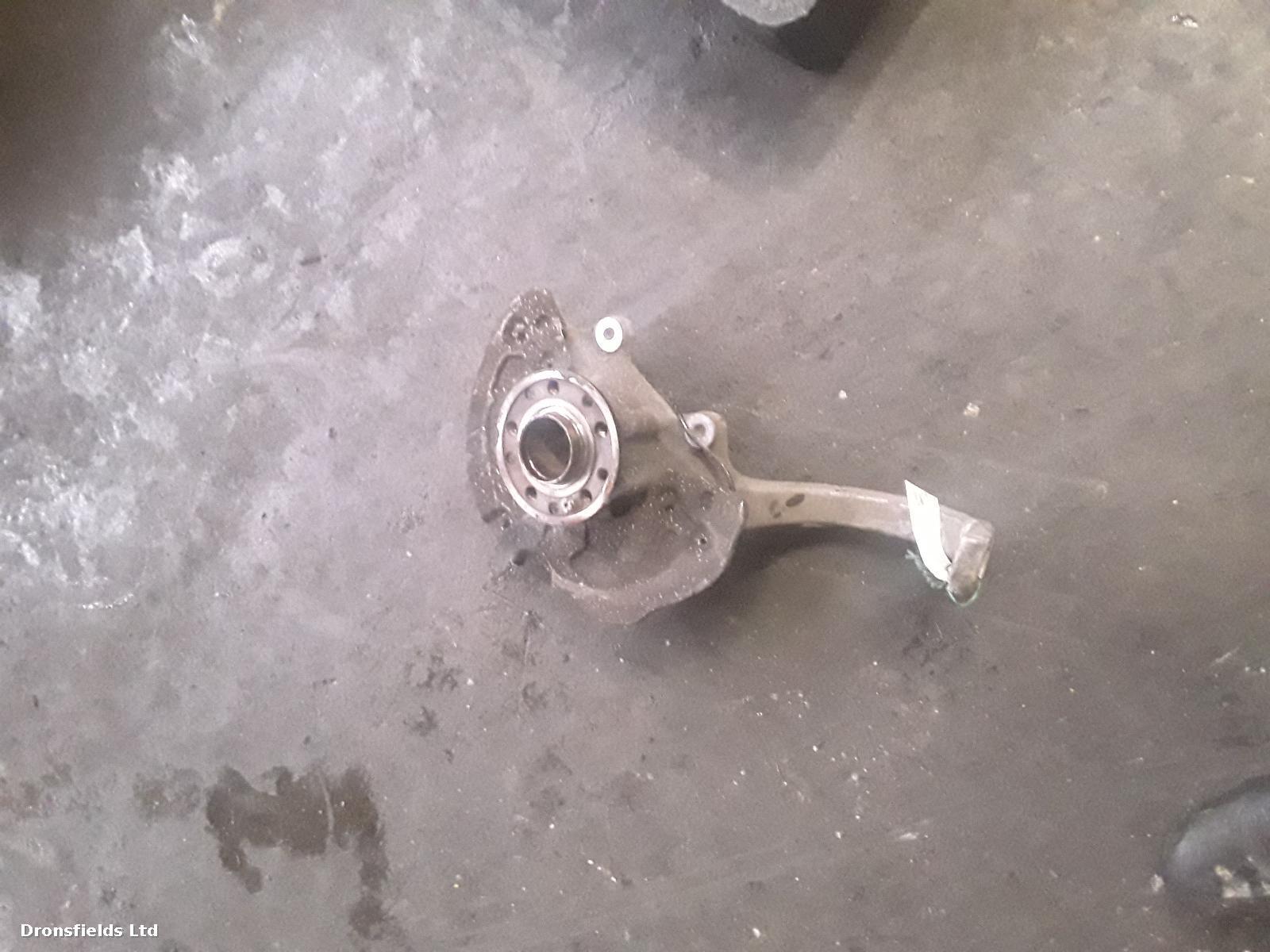 View Auto part RF Hub/Stub Axle Assembly Mercedes E Class 2017