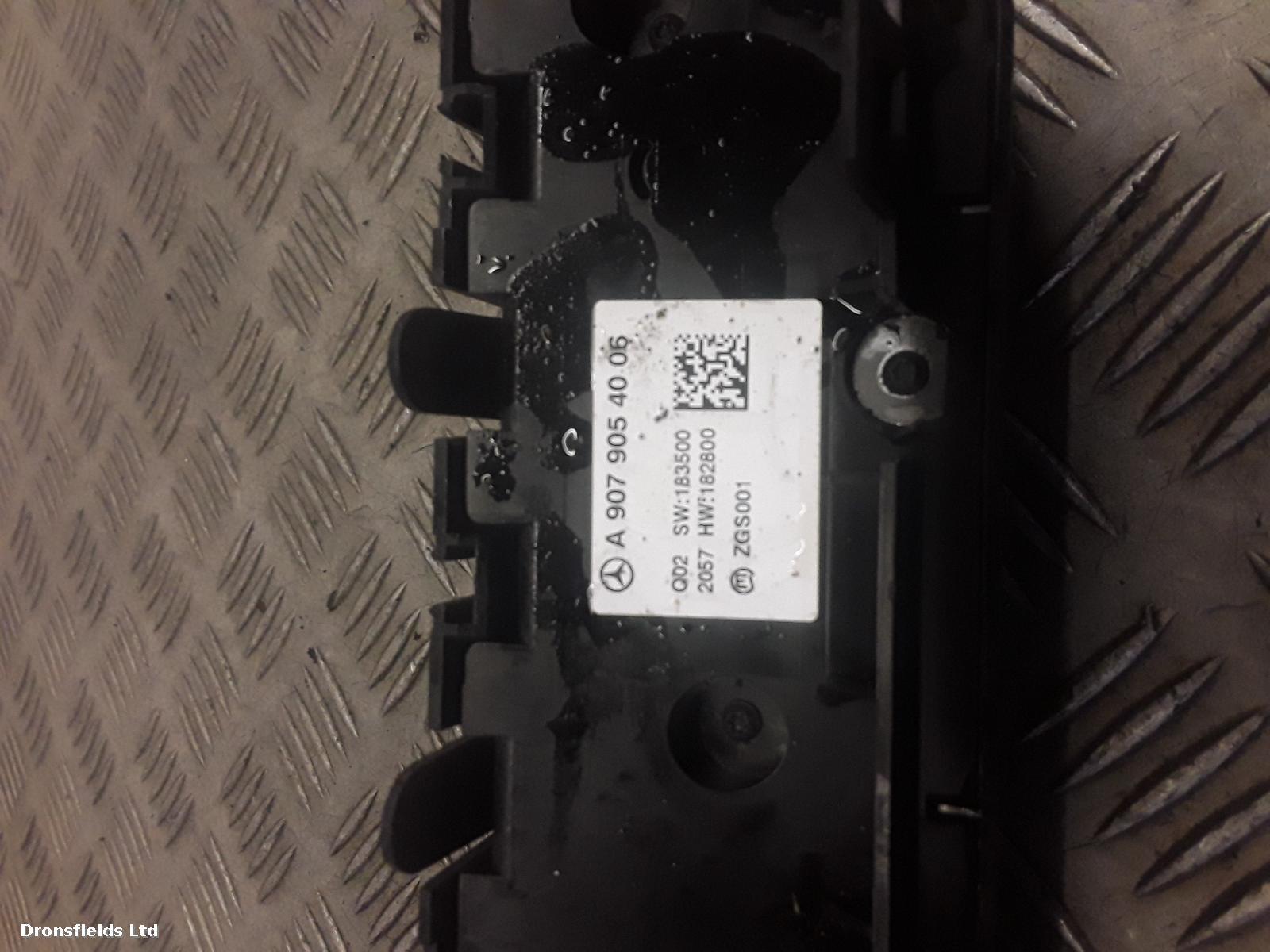 View Auto part Heater/AC Controller Mercedes Sprinter 2018
