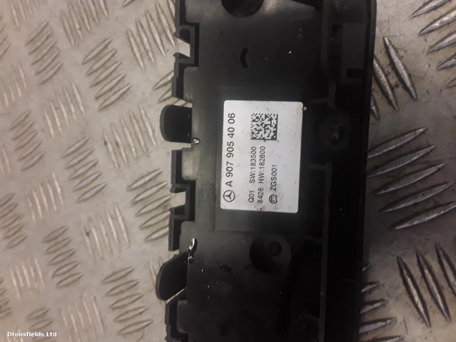 View Auto part Heater/AC Controller Mercedes Sprinter 2019