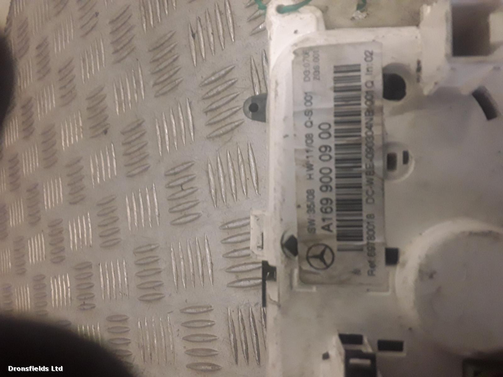 View Auto part Heater/AC Controller Mercedes A Class 2009