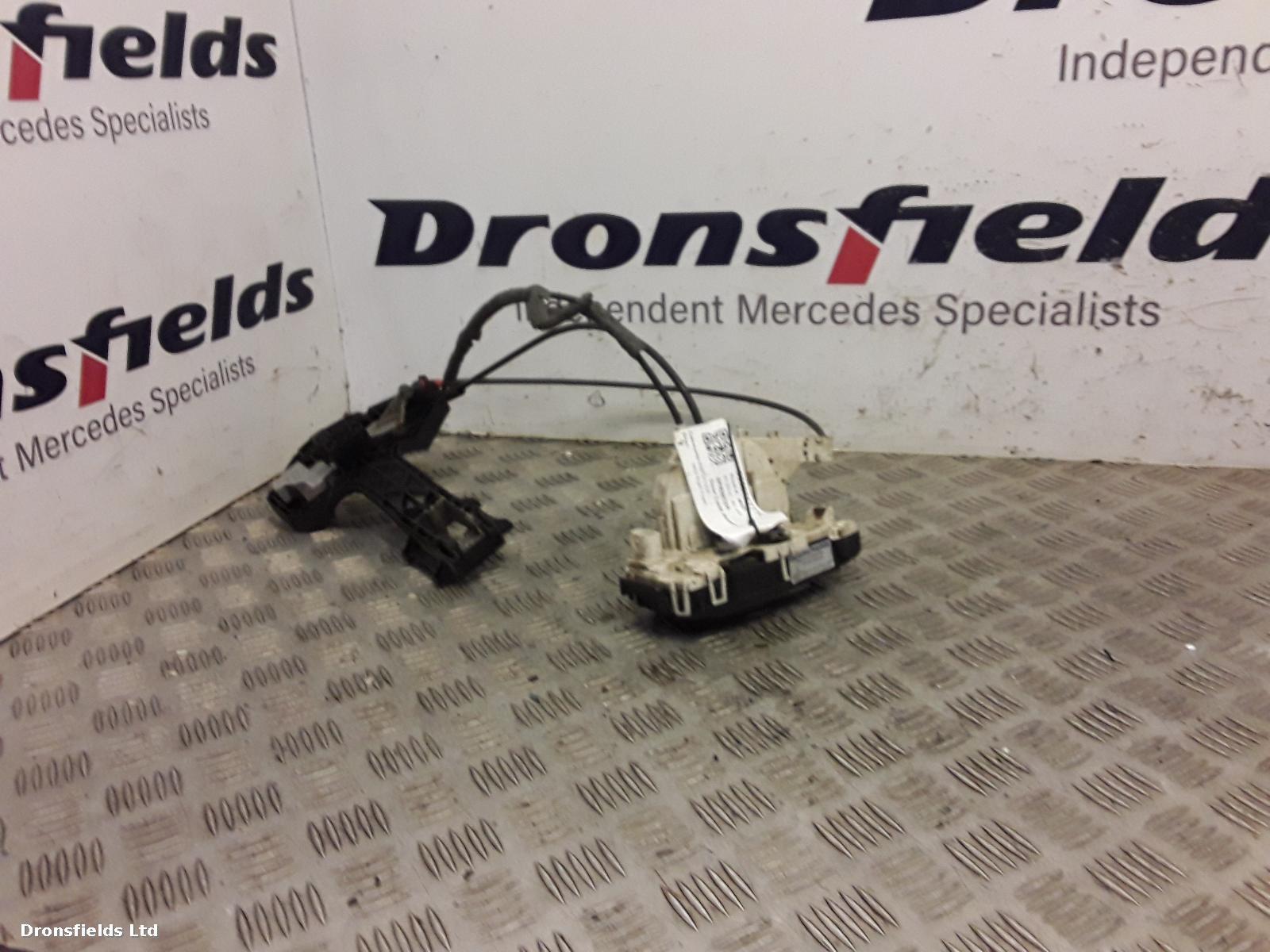 View Auto part Door Lock Assembly Mercedes Sprinter 2014