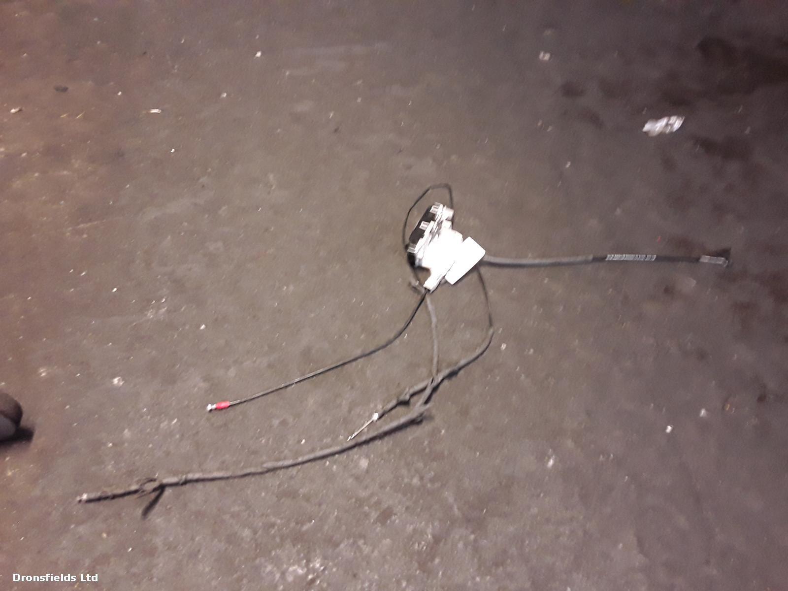 View Auto part Door Lock Assembly Mercedes Sprinter 2014
