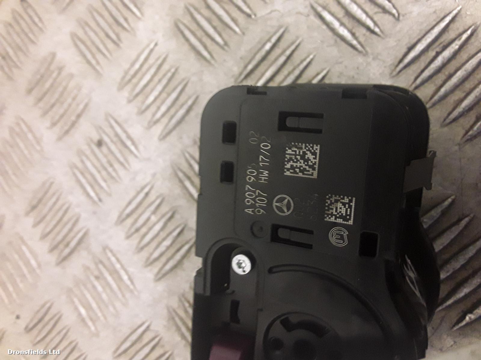View Auto part Headlight Switch Mercedes Sprinter 2018