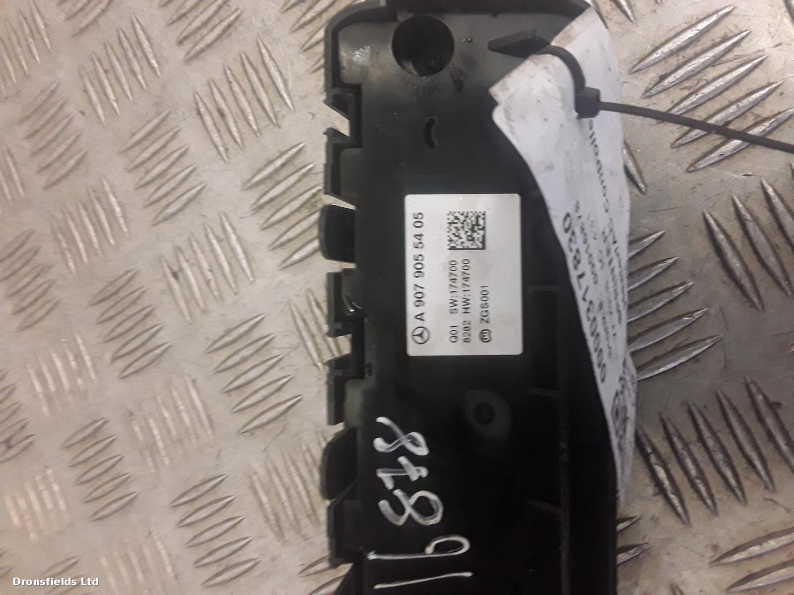 View Auto part Heater/AC Controller Mercedes Sprinter 2018