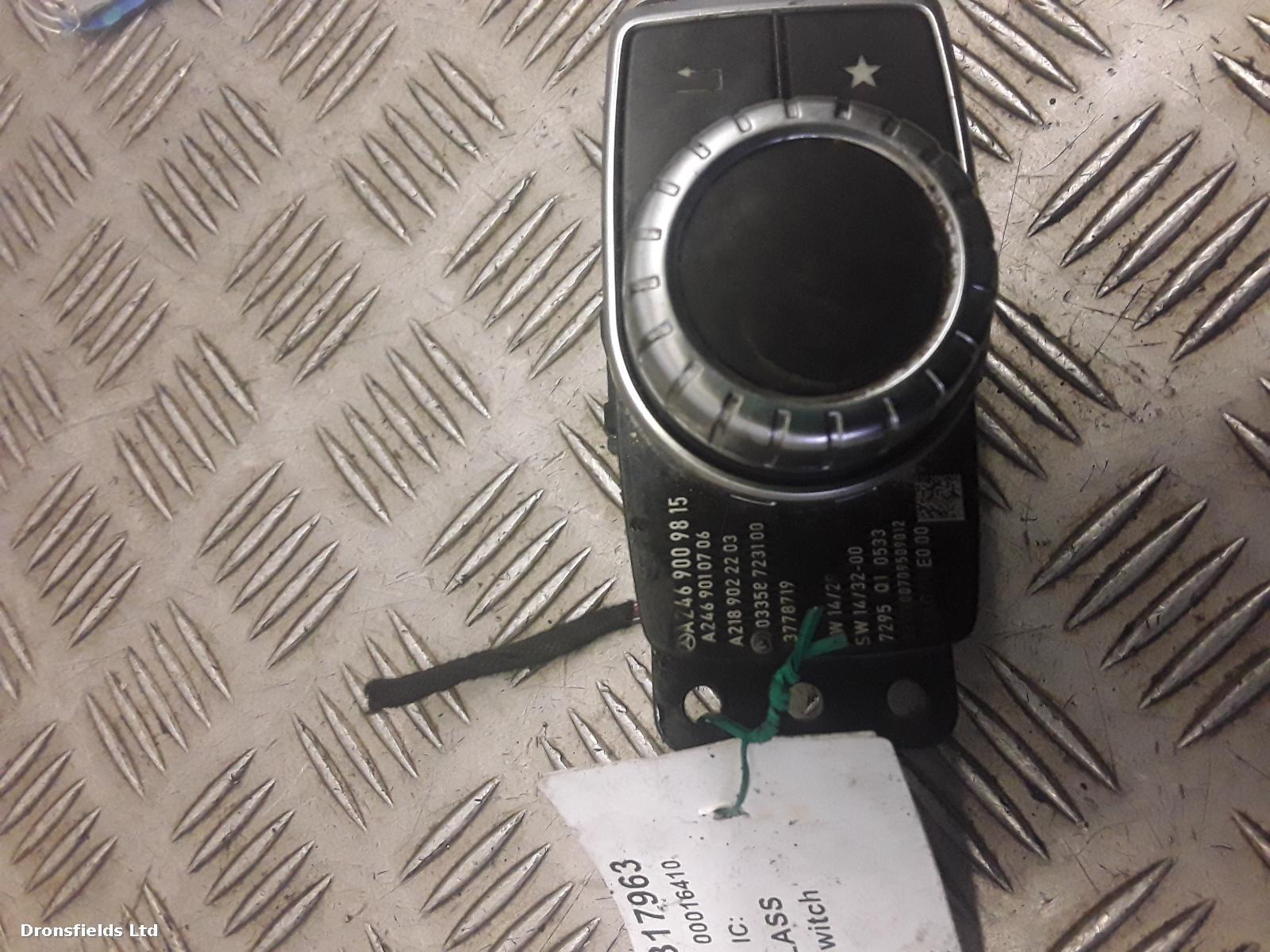 View Auto part Misc Switch Mercedes Gla Class 2017