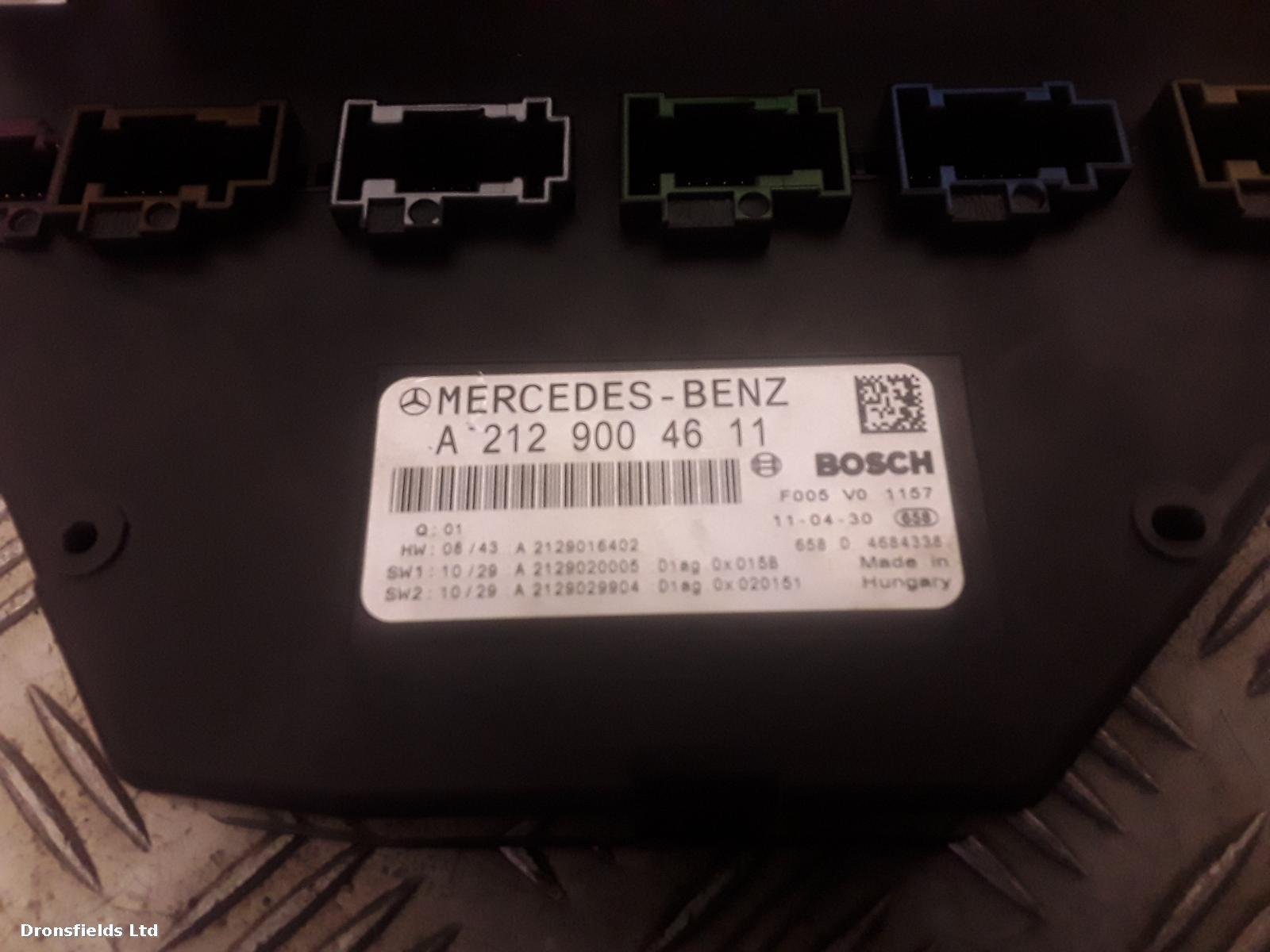 View Auto part Fuse Box Mercedes C Class 2011