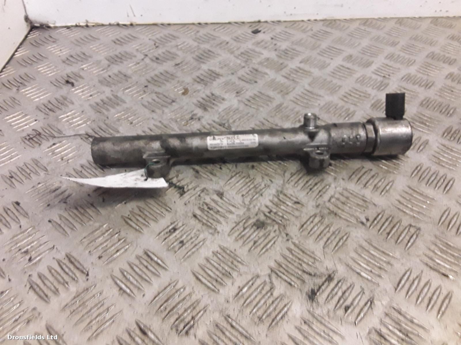 View Auto part Injection Rail Mercedes Sprinter 2016